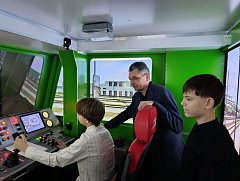 Ершовские Первые побывали с экскурсией в Приволжском учебном центре профессиональных квалификаций