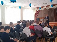 Ершовским подросткам рассказали о временном трудоустройстве в каникулярный период