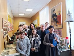 Ершовские Первые побывали с экскурсией в Приволжском учебном центре профессиональных квалификаций