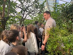 Ершовские школьники остались в восторге от циркового шоу Ярослава Запашного