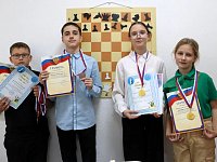 Юные шахматисты школы № 3 г.Ершова продолжают радовать яркими достижениями
