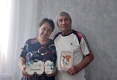 Супружеская пара Ахмеджановых из Ершовского района отметила золотую свадьбу