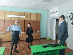 Глава Ершовского района Константин Мызников с рабочим визитом посетил село Чапаевка