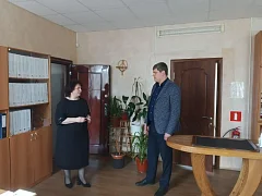 Глава Ершовского района Константин Мызников: «Перед сотрудниками отдела ЗАГС стоят важные и ответственные задачи»