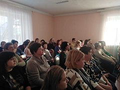 Коллективу Дома детского творчества г.Ершова на родительском собрании было что рассказать и показать