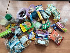 Жители ершовского села собрали 8 коробок с гуманитарной помощью – все самое необходимое для бойцов