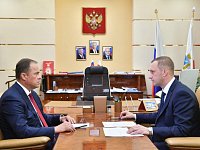 Полпред Президента РФ в ПФО Игорь Комаров и врио Губернатора Саратовской области Роман Бусаргин обсудили вопросы развития экономики и реализации нацпроектов в регионе