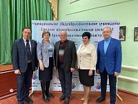 По инициативе облдепутата Ивана Бабошкина в школе №3 г. Ершова прошла профориентационная встреча 