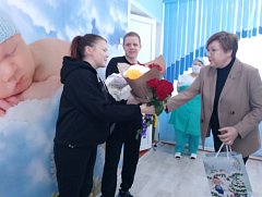 В Ершовском роддоме появилась на свет первая в этом году новорожденная