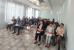 Глава Ершовского района Константин Мызников принял участие в семнадцатом очередном заседании районного Собрания