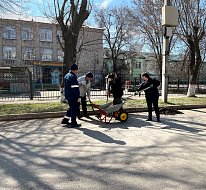 В Ершове продолжаются весенние субботники в рамках месячника по благоустройству