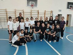 Для учителей физкультуры Ершовского района провели мастер-классы в рамках практического семинара