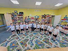 Сотрудница полиции рассказала ершовским дошкольникам о своей профессии