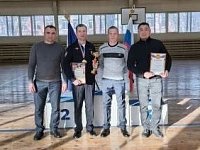 Ершовская команда ОМВД показала достойные результаты в областном чемпионате по гиревому двоеборью