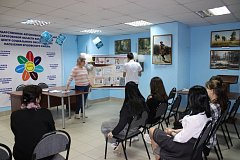 Психолог рассказала детям о службе детского телефона доверия