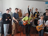 В Ершове на концерте «Весенняя мозаика» выступили юные рок-музыканты