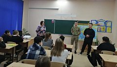В Ершове проходят встречи участников СВО со школьниками