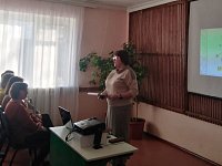 Коллективу Дома детского творчества г.Ершова на родительском собрании было что рассказать и показать