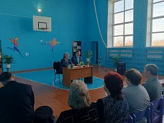 Глава Ершовского района Константин Мызников с рабочим визитом посетил село Чапаевка