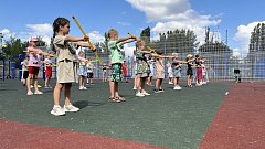 Спорт, энергия и вдохновение: в Ершове прошла зарядка со стражем порядка