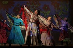 Сотрудников ДК химиков наградили за верность казачьим традициям