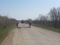 В Ершовском районе продолжается ремонт автодорог: завершены работы в Старой Краснянке, Рефлекторе и Новосельском