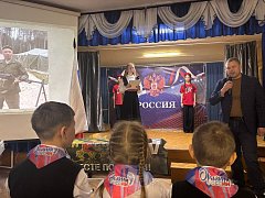 В школе п. Учебный Ершовского района состоялось торжественное открытие Парты Героя