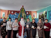 В клубе «Здоровый образ жизни» для ершовских сельчан провели новогодний мастер-класс