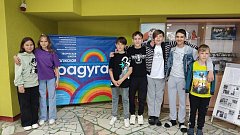 Ершовские ребята отправились в Региональную творческую школу для одаренных детей «Волжская радуга — 2023»