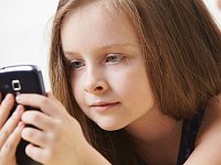 В Саратове 8-летняя девочка взяла кредит на имя матери для виртуальной игры