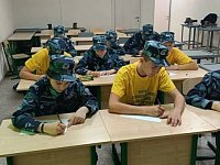 Ершовская полиция и общественники поддержали акцию «Письмо солдату»