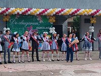 В ершовских школах прозвенел последний звонок