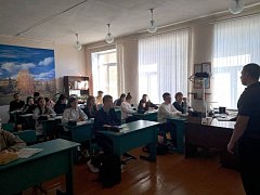 Сотрудники ершовской полиции продолжают проводить профилактические мероприятия для школьников