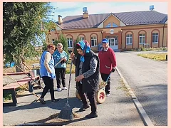 Ершовские сельчане сообща навели порядок на общественной территории