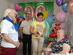 Жительница ершовского села отмечает 90-летний юбилей