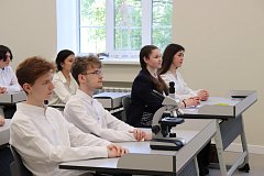 33% выпускников выбрали ЕГЭ по профильной математике и естественно-научным предметам