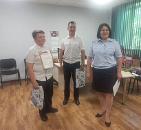 В ОМВД России по Ершовскому району состоялось награждение победителей районного этапа конкурса "Полицейский Дядя Степа"