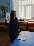 Ершовские дошколята на мастер-классе учились делать фликер