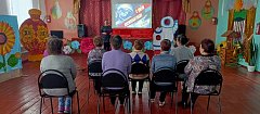 Познавательный час провели для ершовских сельчан ко Дню космонавтики