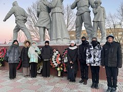Ершовские школьники почтили память неизвестного солдата