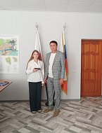 Глава МО г. Ершов Альберт Тихов вручил Первым паспорта гражданина РФ