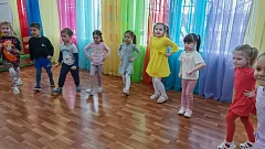 В Ершове культработники провели для воспитанников детсадов игровые программы, посвященные Крещению