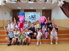 С 2 июня в Ершовском районе начали работу 9 летних лагерей при школах