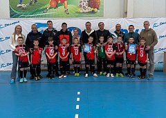 Ершовский «Авангард» одержал уверенную победу на открытом турнире по футзалу