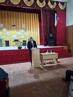 Глава Ершовского района Константин Мызников встретился с жителями поселка Новосельский