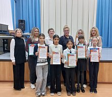 В Детской школе искусств г. Ершова вручили награды победителям отборочного этапа Всероссийского конкурса детского рисунка «Мои родители работают в полиции»