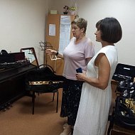 Ершовскую школу искусств посетила министр культуры области Наталья Щелканова 