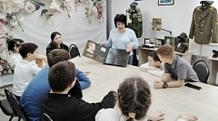 Ершовские школьники погрузились в историю через страницы «Дембельского альбома»