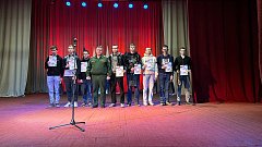 С главной ершовской сцены провожали будущих солдат