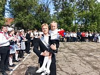 Последний звонок: школьная пора у ершовских выпускников осталась позади